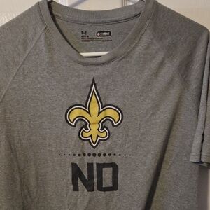 Under Armour Gray and Gold Graphic Tee